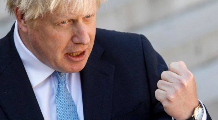 Juez niega suspensión del Parlamento británico