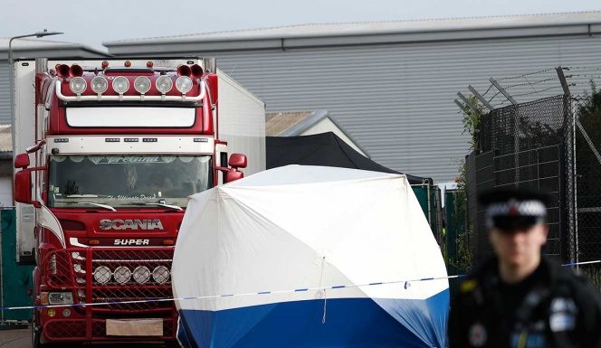 Continúa detenido chofer de camión con cadáveres