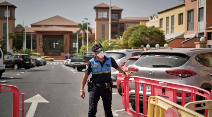 Aíslan hotel con cientos de turistas en España por coronavirus