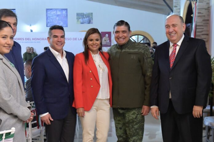 Diputados Federales del PRI se reunieron con elementos de primer nivel del Ejército Mexicano, para dialogar sobre la seguridad del país.