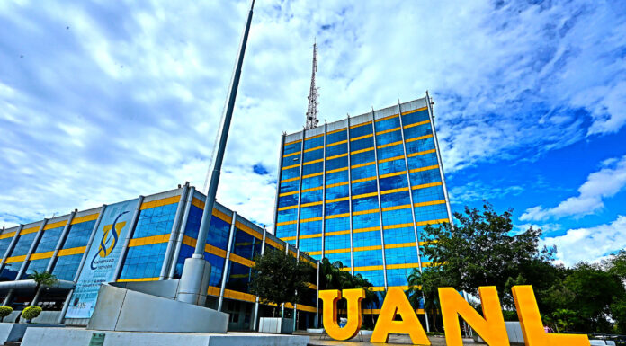 La UANL suspende clases