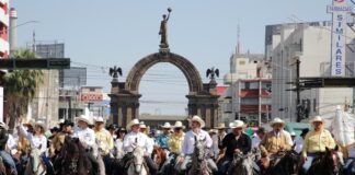 Cabalgata por el 426 Aniversario de la fundación de Monterrey