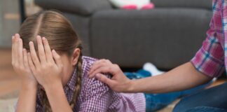 En Morelia Michoacán detienen a maestro por presunta violación de una alumna de 11 años.
