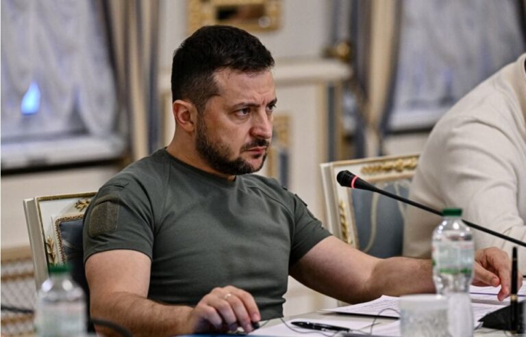 Zelenskiy solo hablará con otro presidente que no sea Putin.