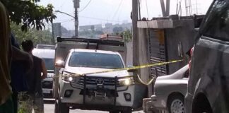 Asesinan a mujer dentro de su tienda en el municipio de Monterrey.