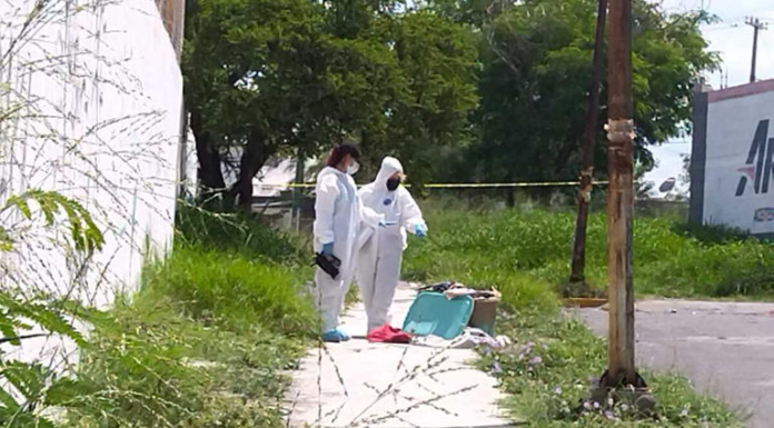 Cuerpo mutilado es encontrado dentro de una caja de plástico a un costado de un panteón en Apodaca.