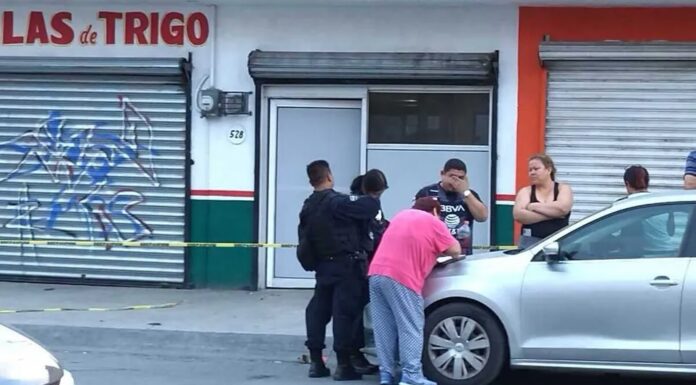 Mujer pierde la vida tras quedar atrapada en máquina revolvedora de alimentos en una tortillería de Apodaca en Nuevo León.