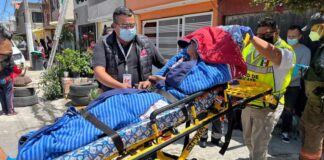 La mujer presentaba deshidratación, desorientación y otros padecimientos debido a la falta de nutrientes en su organismo.
