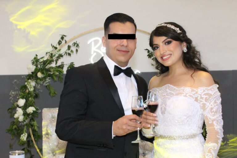Detienen al Esposo de Jhoana Abigail Ligues Jauregui el hombre Jesús Antonio "N" quien presuntamente le arrebató la vida el pasado miércoles 31 de agosto, justo antes de cumplir 5 meses de casados desde abril del presente año.