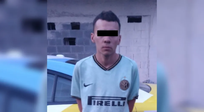 Hombre detenido en Monterrey por haber robado un auto en San Nicolás el pasado domingo.
