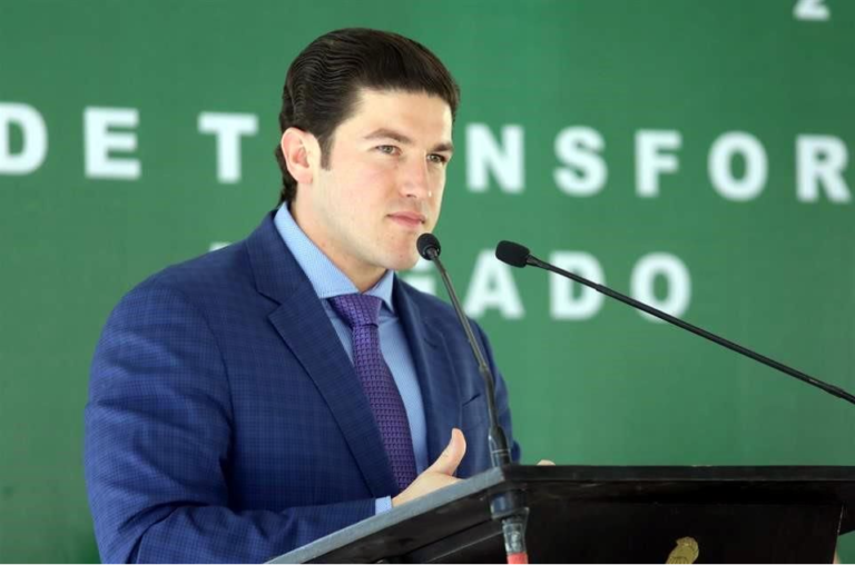 El gobernador aprovechó para declarar que los homicidios en el estado van 'a la baja'.