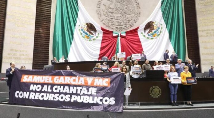 Los legisladores solicitarán un juicio político en contra del actual gobernador de Nuevo León.