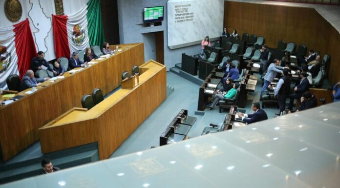 Continua el desacuerdo por paquete fiscal del 2023.