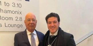 El Gobernador de Nuevo León, Samuel García Sepúlveda con el Presidente ejecutivo del Foro Económico Mundial, Klaus Schwab.