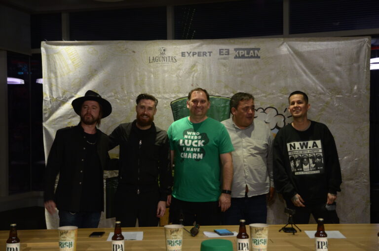 Los encargados del Irish Beer Fest para animar el espectáculo que se viene el próximo 11 de Marzo.