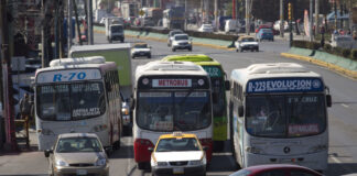 Camiones urbanos deberán encender aires acondicionados