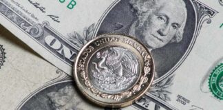 Peso mexicano alcanza valor récord
