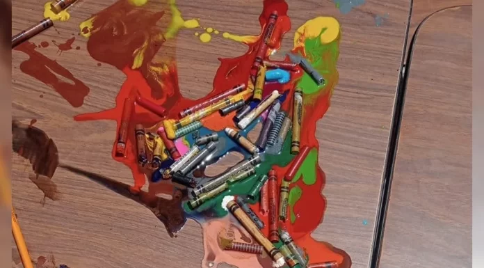 Crayones se derriten por calor extremo