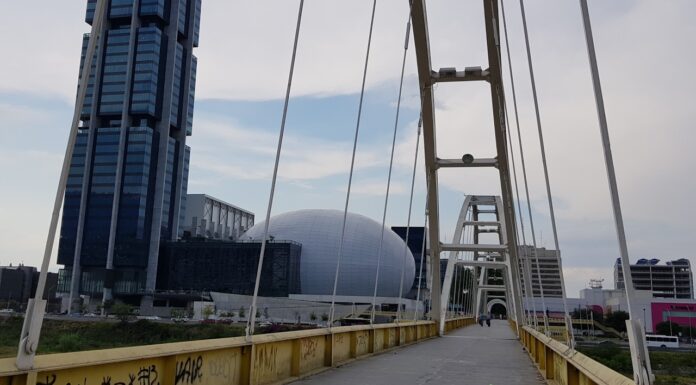 Puente del Papa se vuelve inseguro.