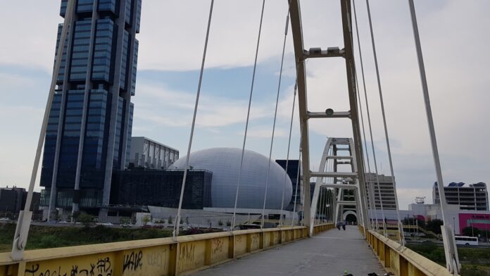 Puente del Papa se vuelve inseguro.