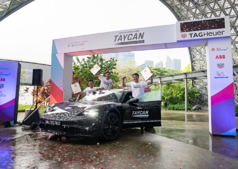 El Porsche Taycan se ha vuelto el auto eléctrico más rápido en viaje de Tailandoa a Singapur en menos de 30 horas.