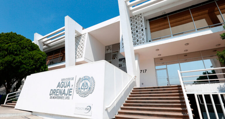 Atacan oficinas de Agua y Drenaje