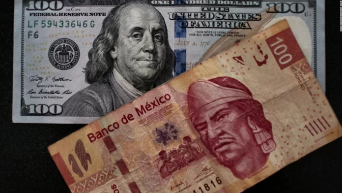 Peso mexicano comienza a superarse y subir de valor