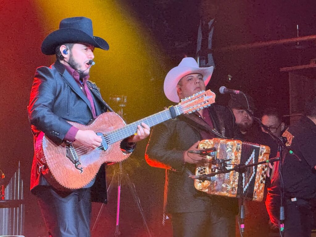 Herederos de NL celebran 21 aniversario en Auditorio Cumbres