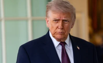 Trump asegura que el mundo estaría en caos si él no fuera presidente