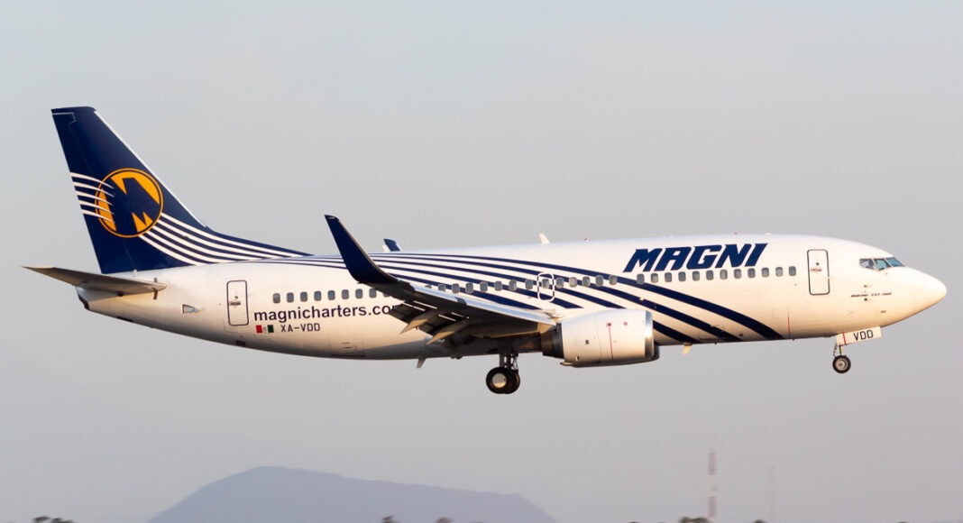 Pilotos de Magnicharters detienen operaciones por adeudos de hasta seis meses