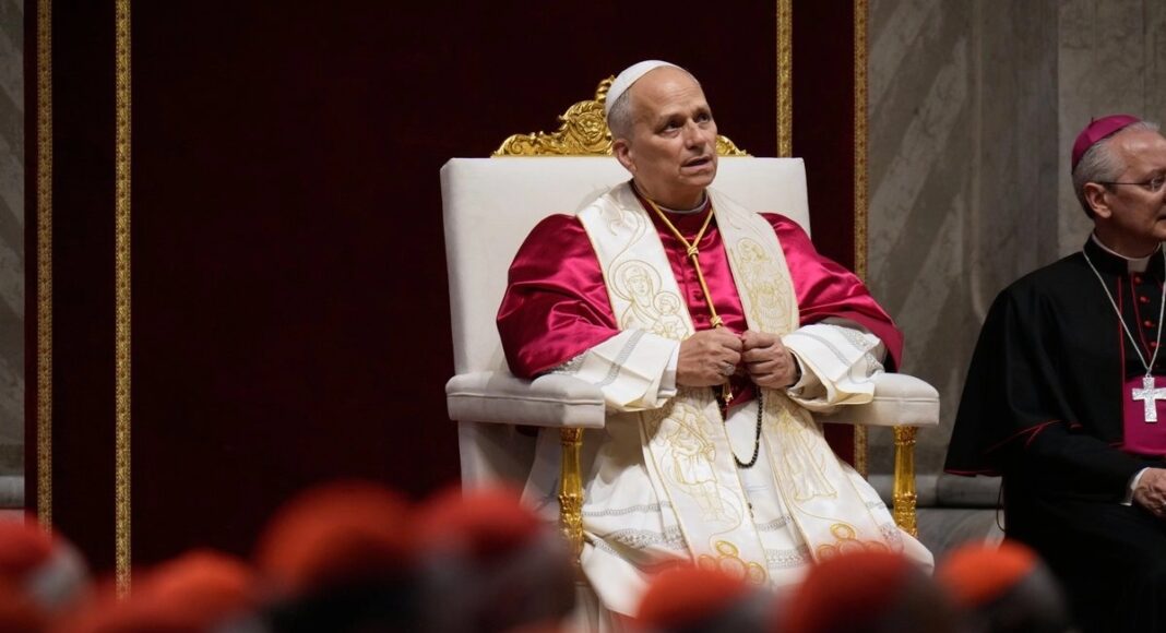 Papa León XIV afirma que no teme a Trump y llama a construir la paz