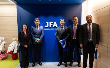 Samuel García fortalece vínculos con el futbol japonés rumbo al Mundial 2026