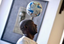 Cubano rompe récord mundial de toques de balón y supera marca mexicana