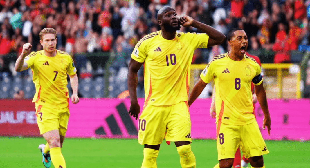 Lukaku y Courtois lideran lista de Bélgica rumbo a la Copa del Mundo