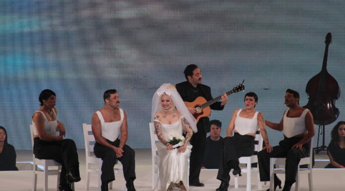 Mon Laferte conquista Monterrey con una noche de pasión, nostalgia y teatralidad