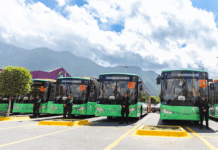 Entregan nuevas unidades de transporte; fortalece sectores en el sur de Monterrey