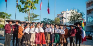 Lleva UANL folklore mexicano a festival en Portugal con danza y música