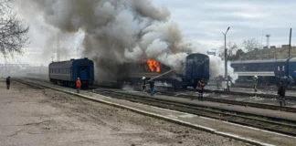 Ataque de drones contra tren ruso deja un muerto en Crimea