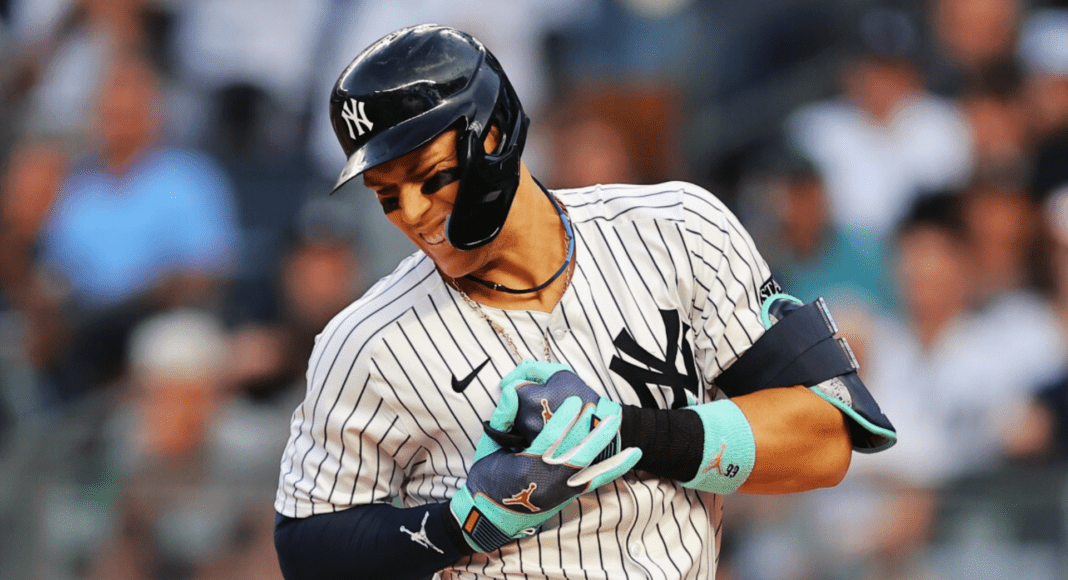 Aaron Judge estará fuera gran parte de la campaña por fractura en una costilla derecha