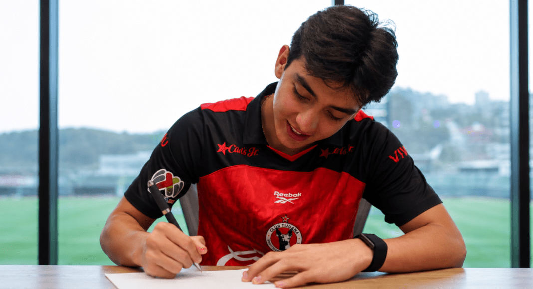 Gilberto Mora seguirá en Xolos de Tijuana tras acuerdo hasta 2029