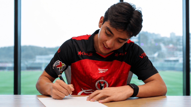 Gilberto Mora seguirá en Xolos de Tijuana tras acuerdo hasta 2029