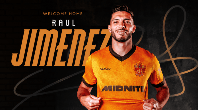 Wolverhampton anuncia el regreso de Raúl Jiménez por dos temporadas