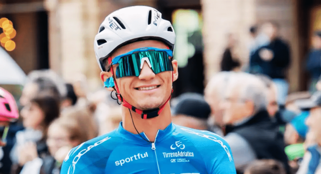 Isaac del Toro supera una dura etapa y se mete al Top 10