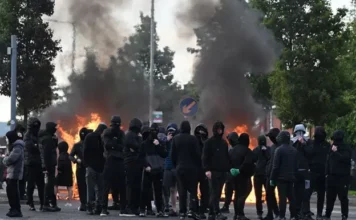 Ataque con cuchillo desata caos en Belfast tras difusión de video