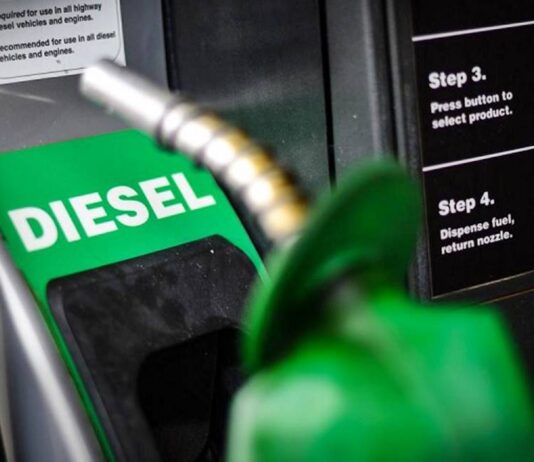 Profeco exhibe gasolinera en San Nicolás