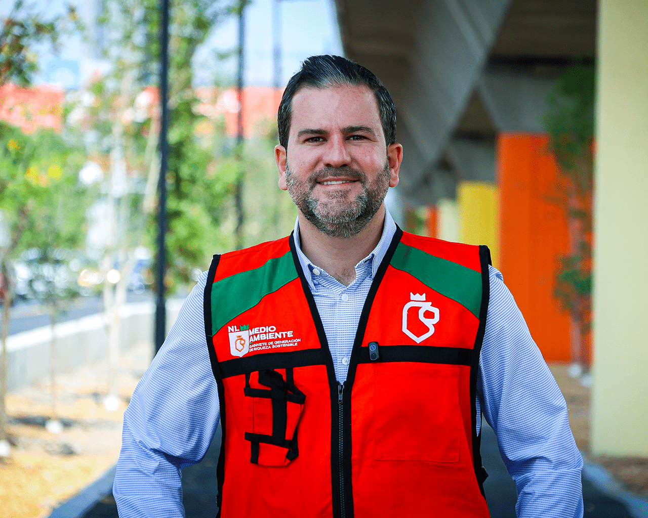 Raúl Lozano Caballero, secretario de Medio Ambiente de Nuevo León, realtó la importancia de plantar más árboles en la zona metropolitana.