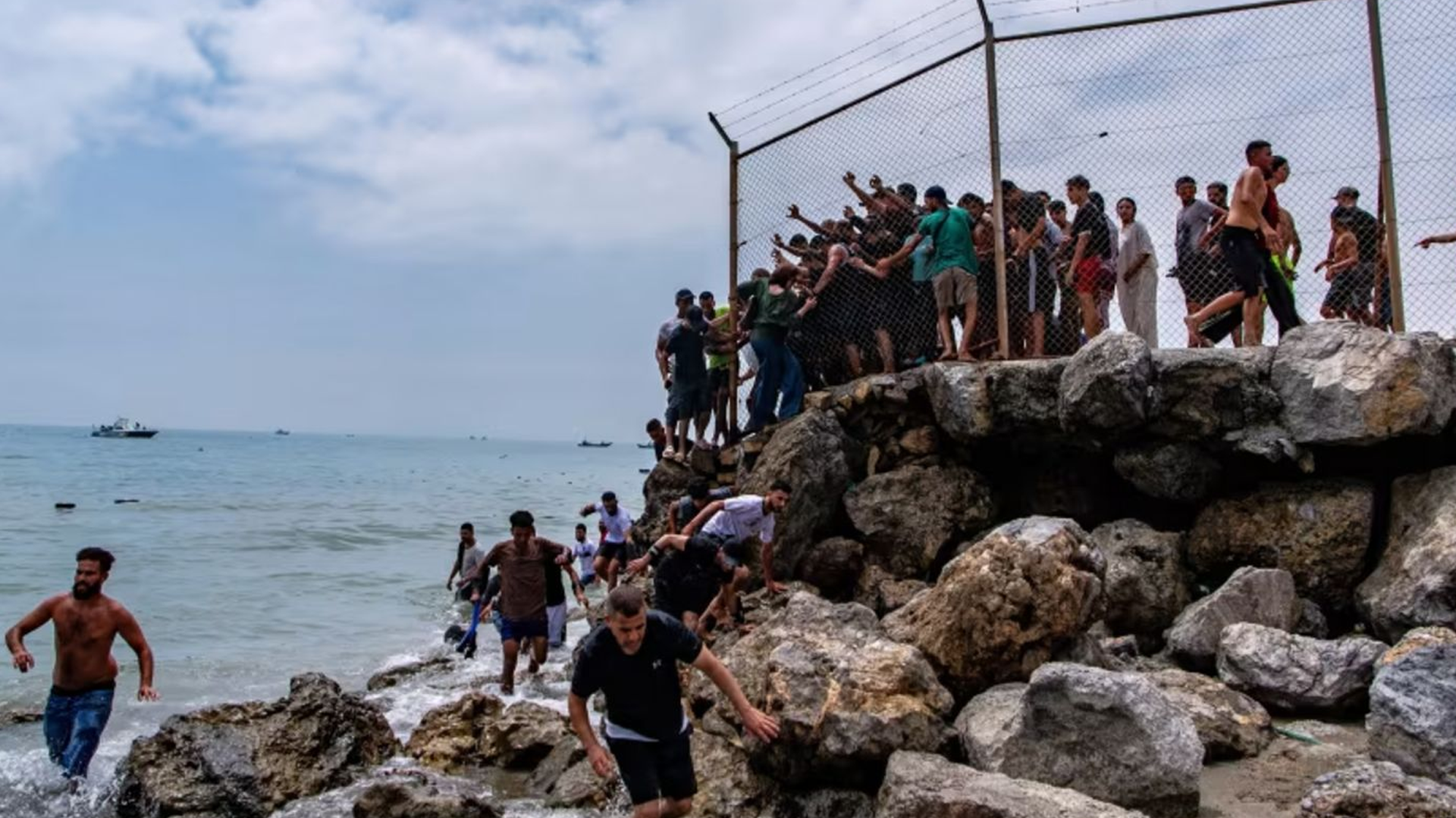 Crisis migratoria golpea a Ceuta