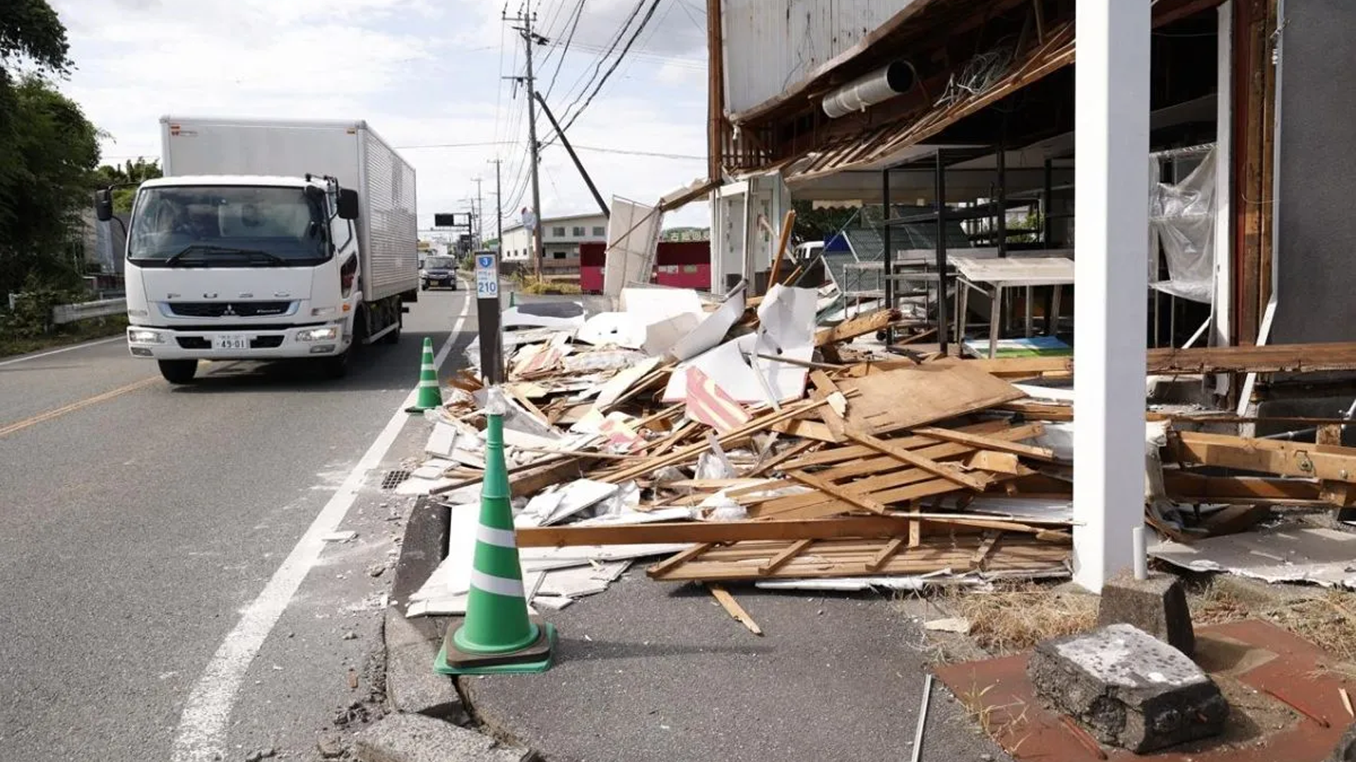 Réplicas tras terremoto en Japón
