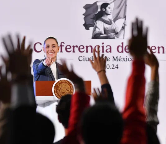 Sheinbaum rechaza censura ante debate por derechos de audiencias