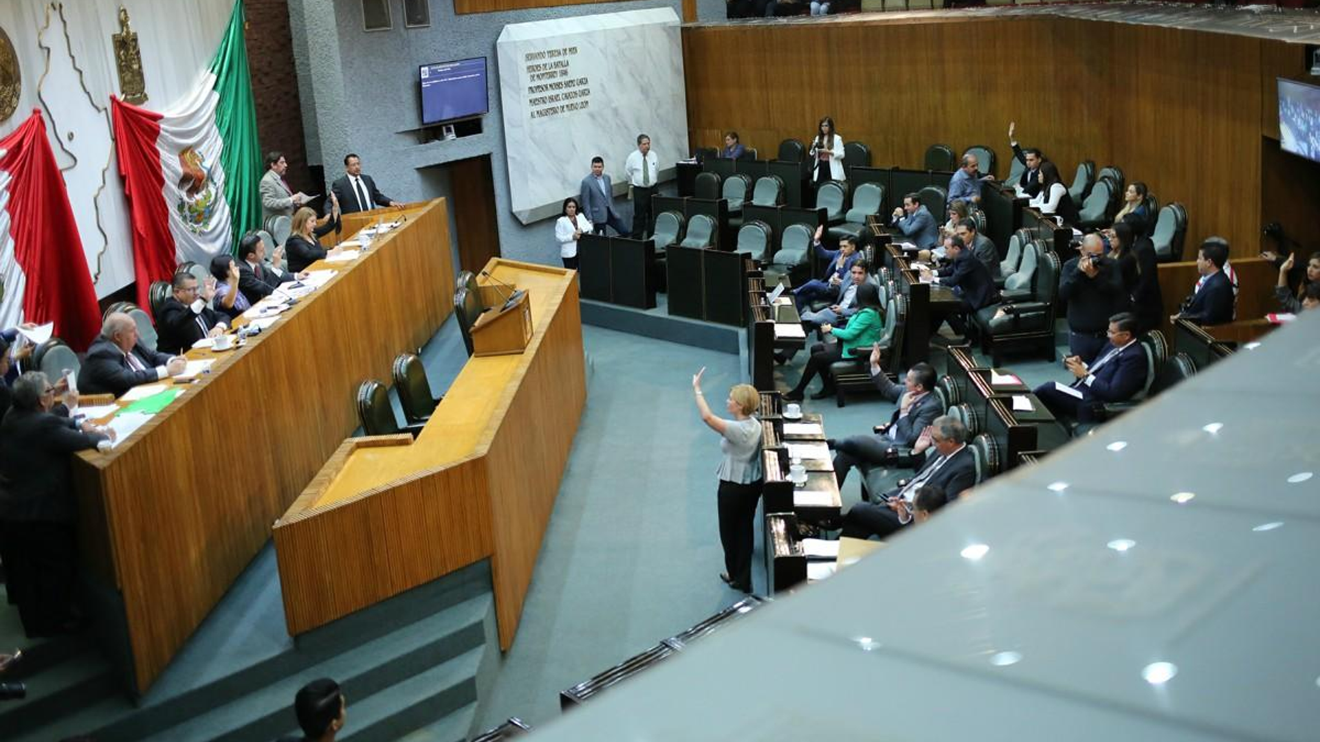Reforma sobre feminicidio llega al Congreso